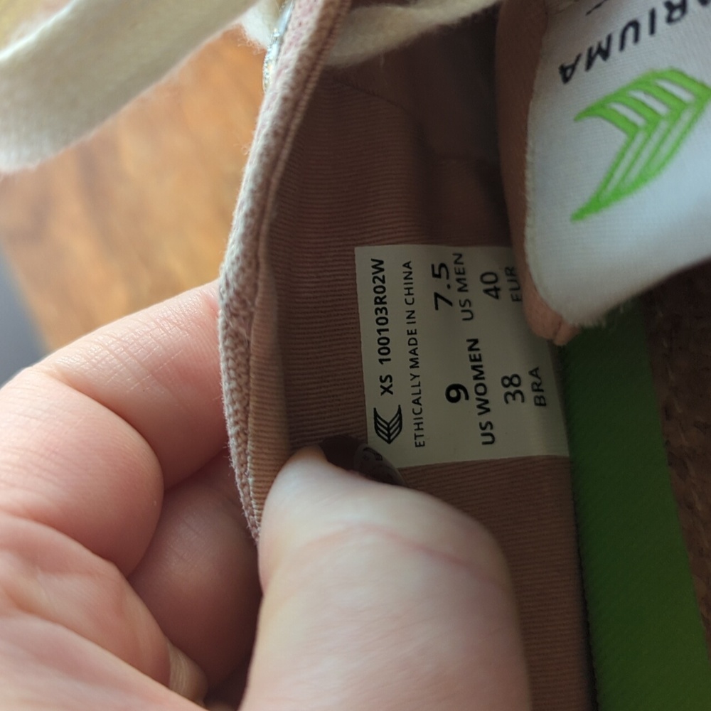 Cariuma OCA Rose Canvas Sneakers, Women's 9 - Picture 7 of 7
